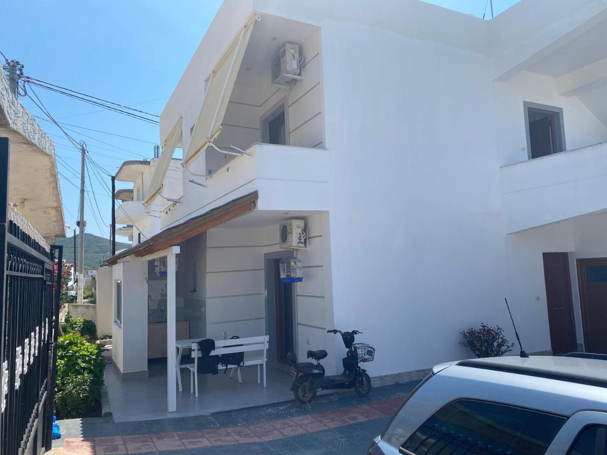 Vila Avni Likometi 卡萨米尔 外观 照片