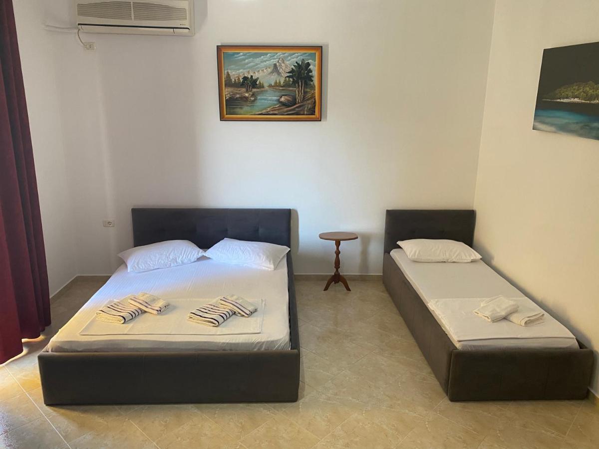 Vila Avni Likometi 卡萨米尔 外观 照片