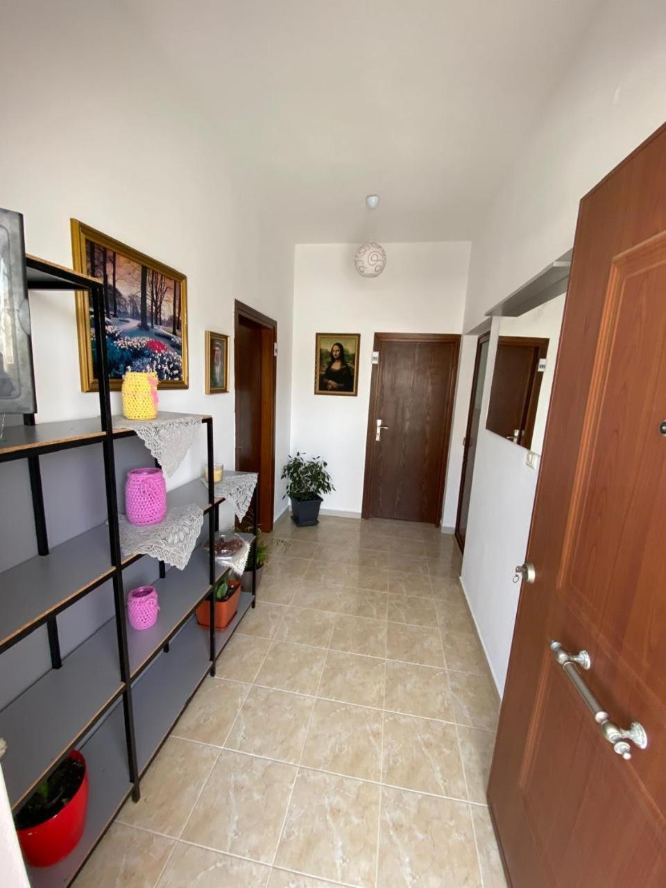 Vila Avni Likometi 卡萨米尔 客房 照片