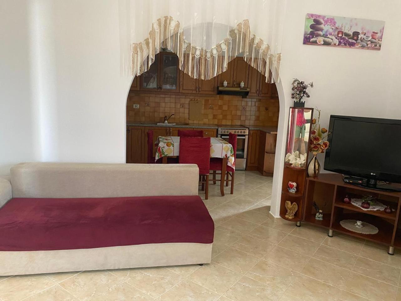 Vila Avni Likometi 卡萨米尔 客房 照片